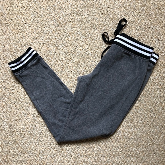 Charlotte Russe Pants - Charlotte Russe • dark gray sweatpants